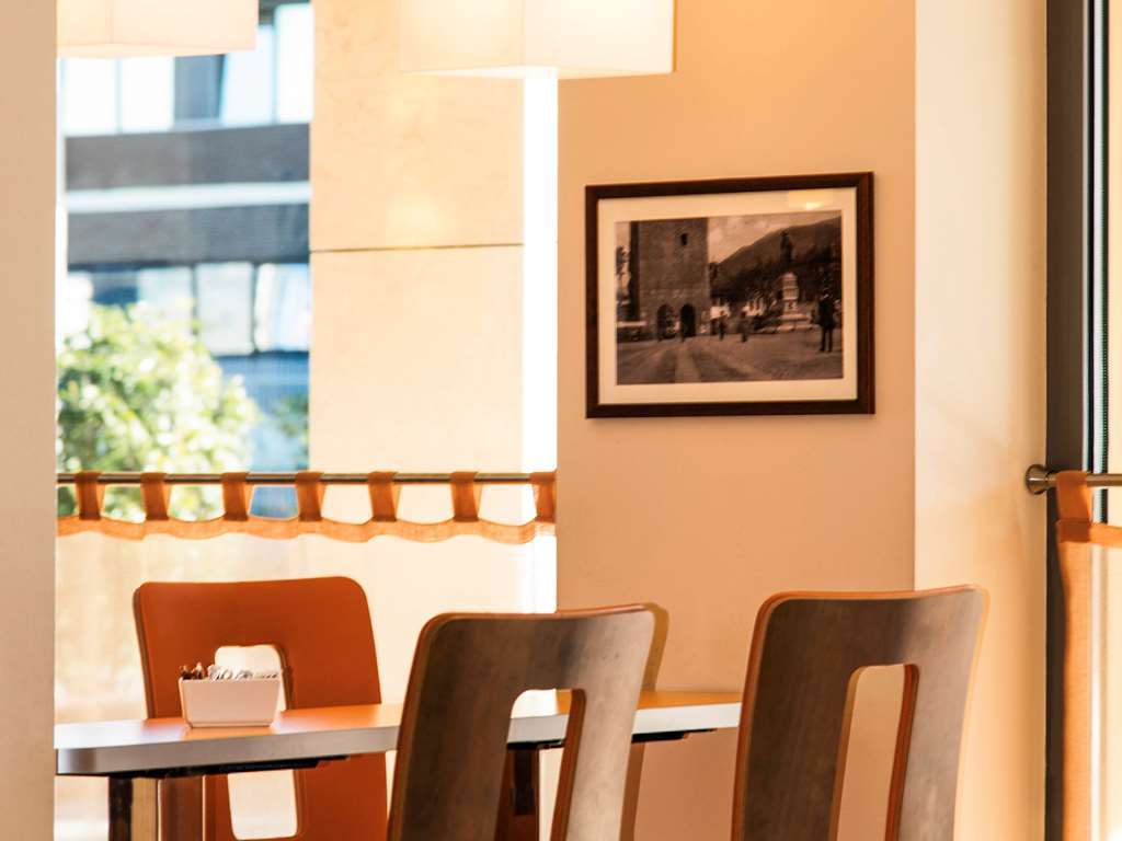 Ibis Como Grandate Restaurant foto