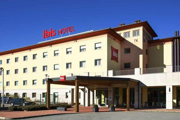 Ibis Como Grandate Exterior foto